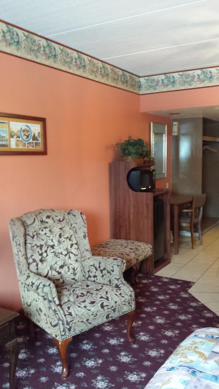 Manor Motel Minooka Kültér fotó